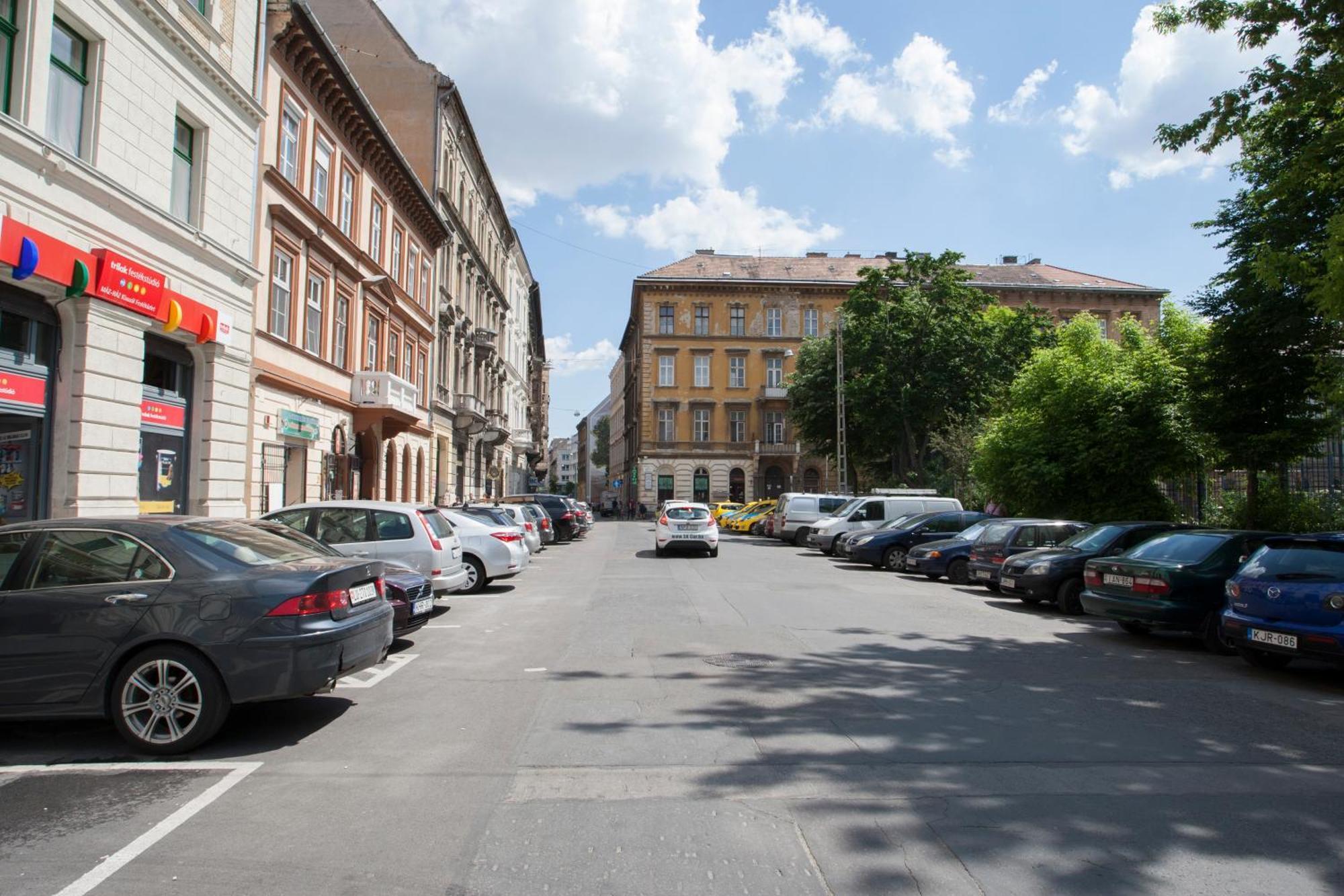 Ferienwohnung Carolyn Apartman In The Old City Budapest Exterior foto